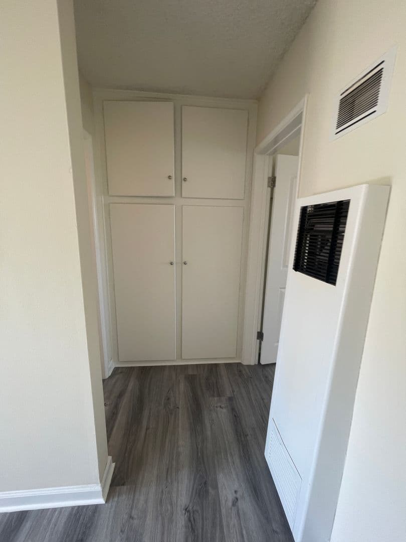 460 W. Doran Street 6 of 12