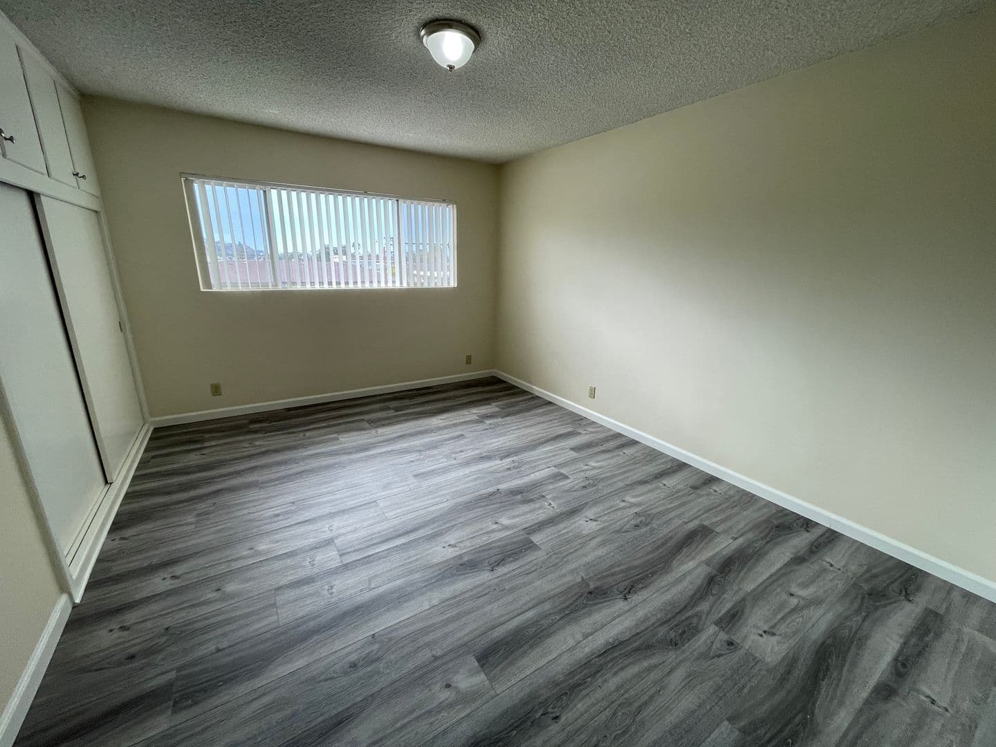 460 W. Doran Street 9 of 12