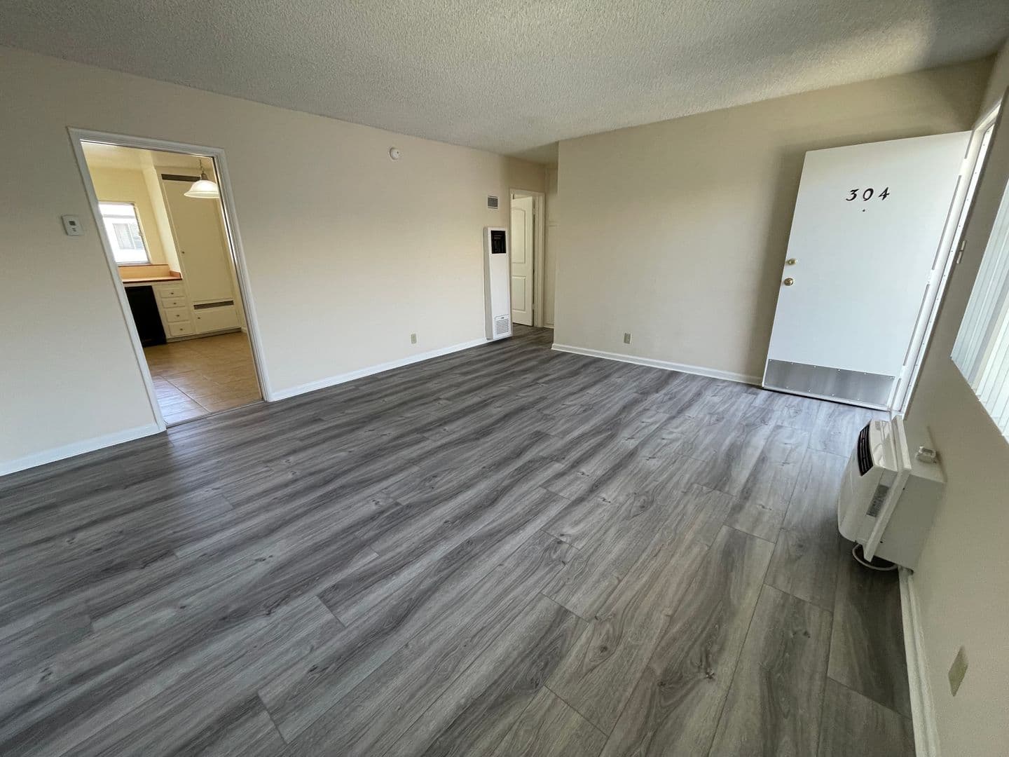 460 W. Doran Street 4 of 12