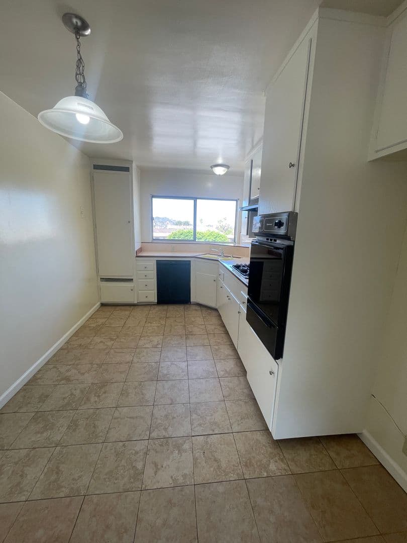 460 W. Doran Street 5 of 12
