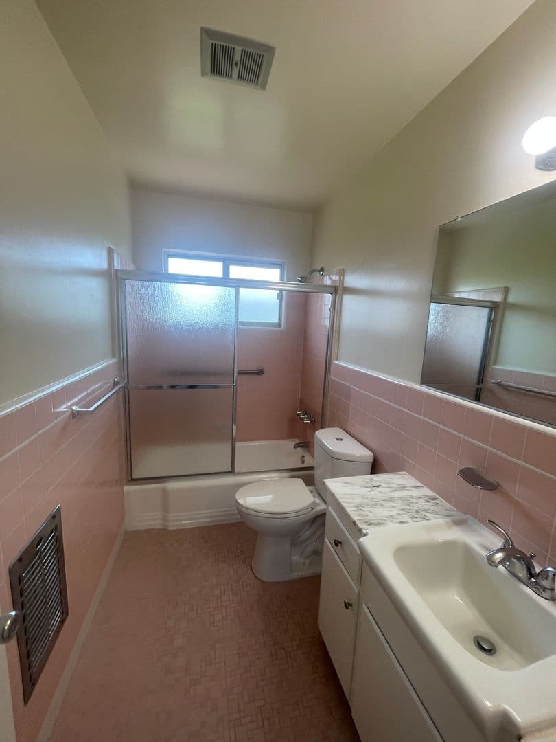 460 W. Doran Street 11 of 12