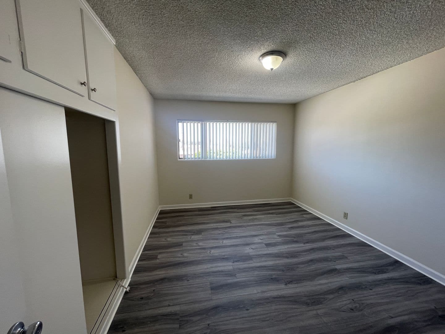 460 W. Doran Street 7 of 12