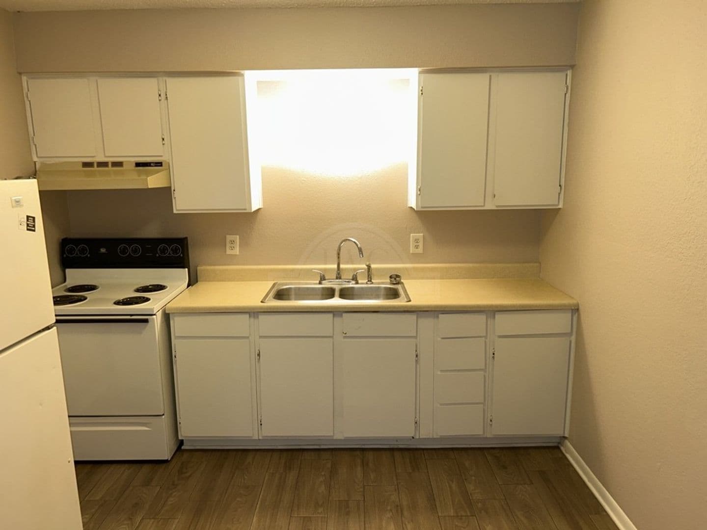 105 W. Reagan Ave 19 of 19