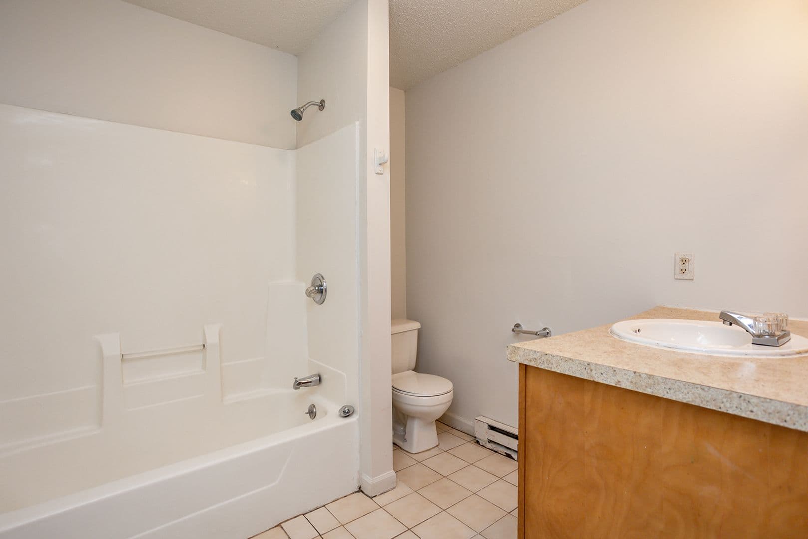 2 Bedroom, Single-story Townhomes for rent in Newton, IA 11 of 14