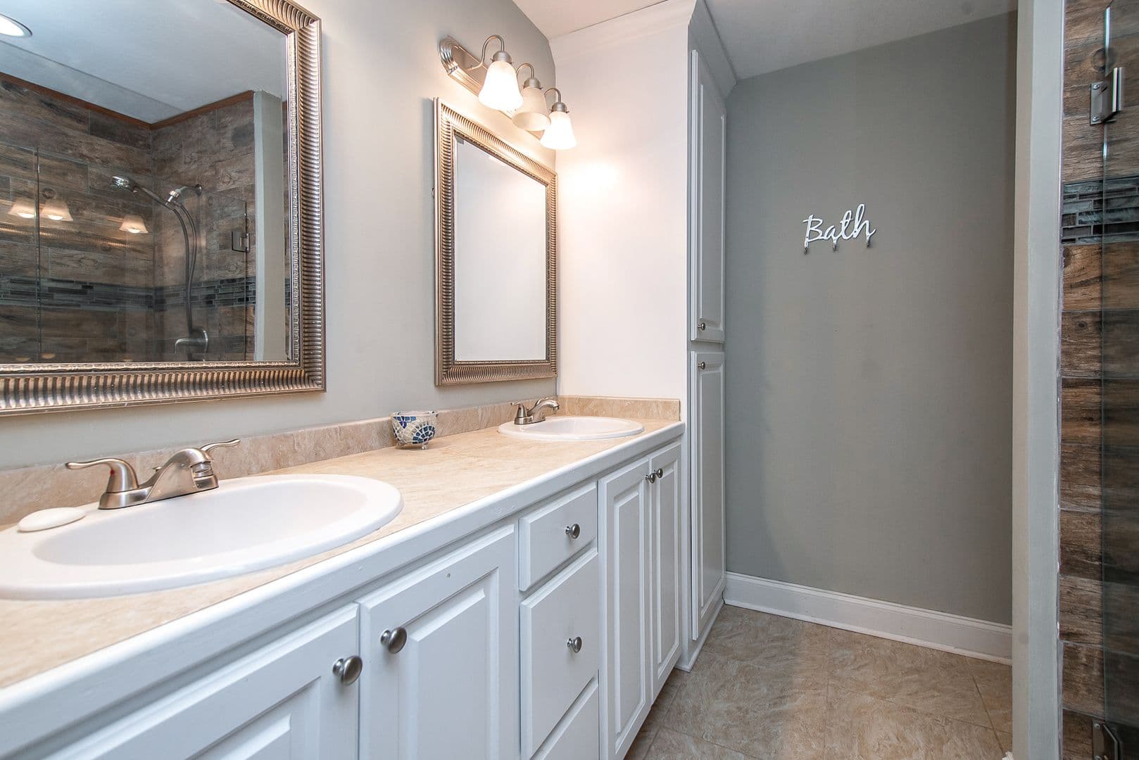 33 Crown's Pointe 14 of 18