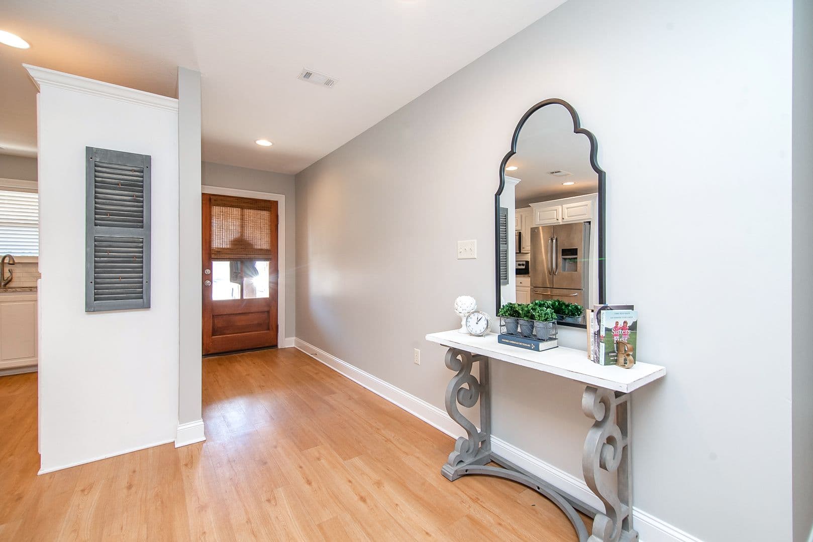 33 Crown's Pointe 2 of 18
