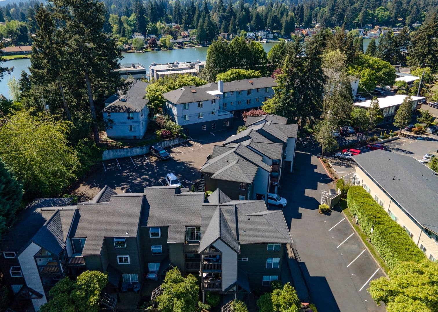 UPTOWN AT LAKE OSWEGO (UPTLO) 18 of 18