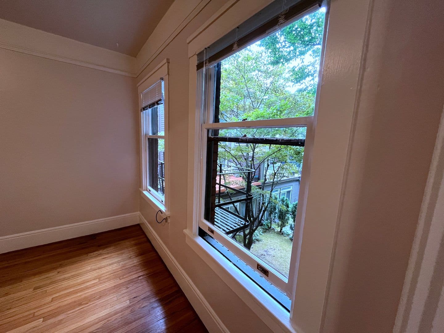 AMBERLEY APARTMENTS (JAMJ02) 18 of 19