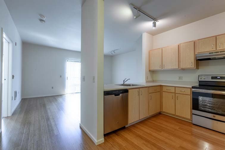 OVERTON PARK APARTMENTS (HASM01) 5 of 8
