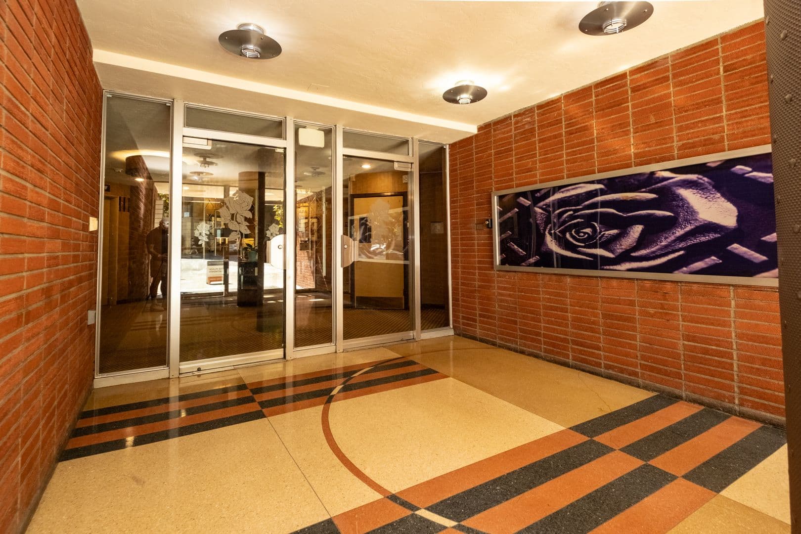 ROSE PLAZA APARTMENTS (RISI01) 4 of 30