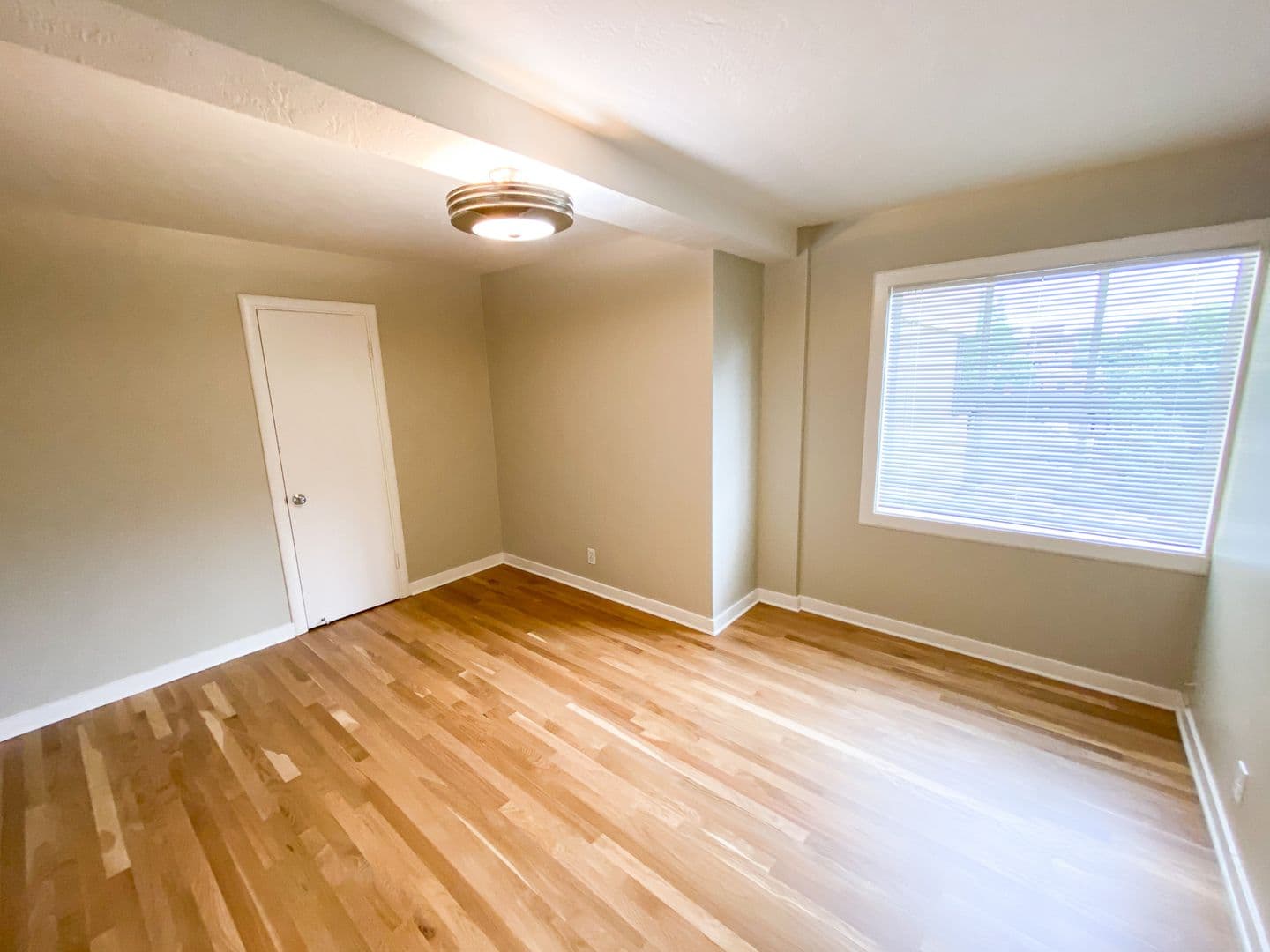 ROSE PLAZA APARTMENTS (RISI01) 14 of 29