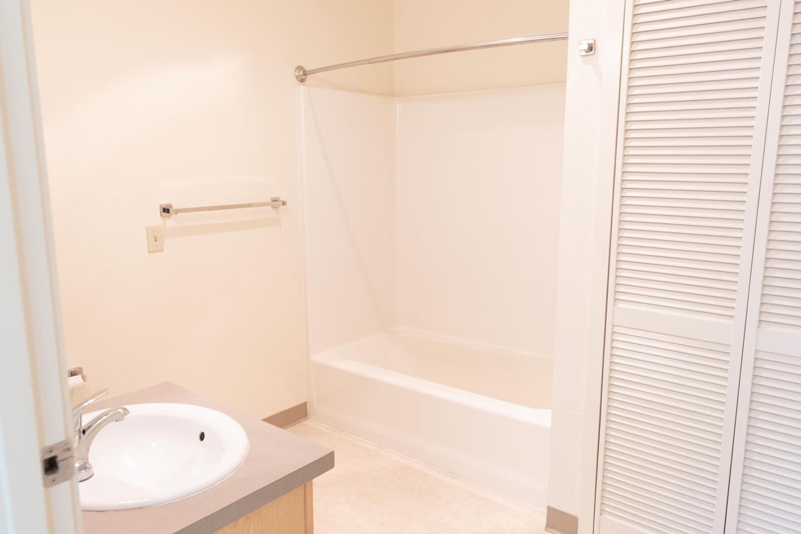 OVERTON PARK APARTMENTS (HASM01) 7 of 18