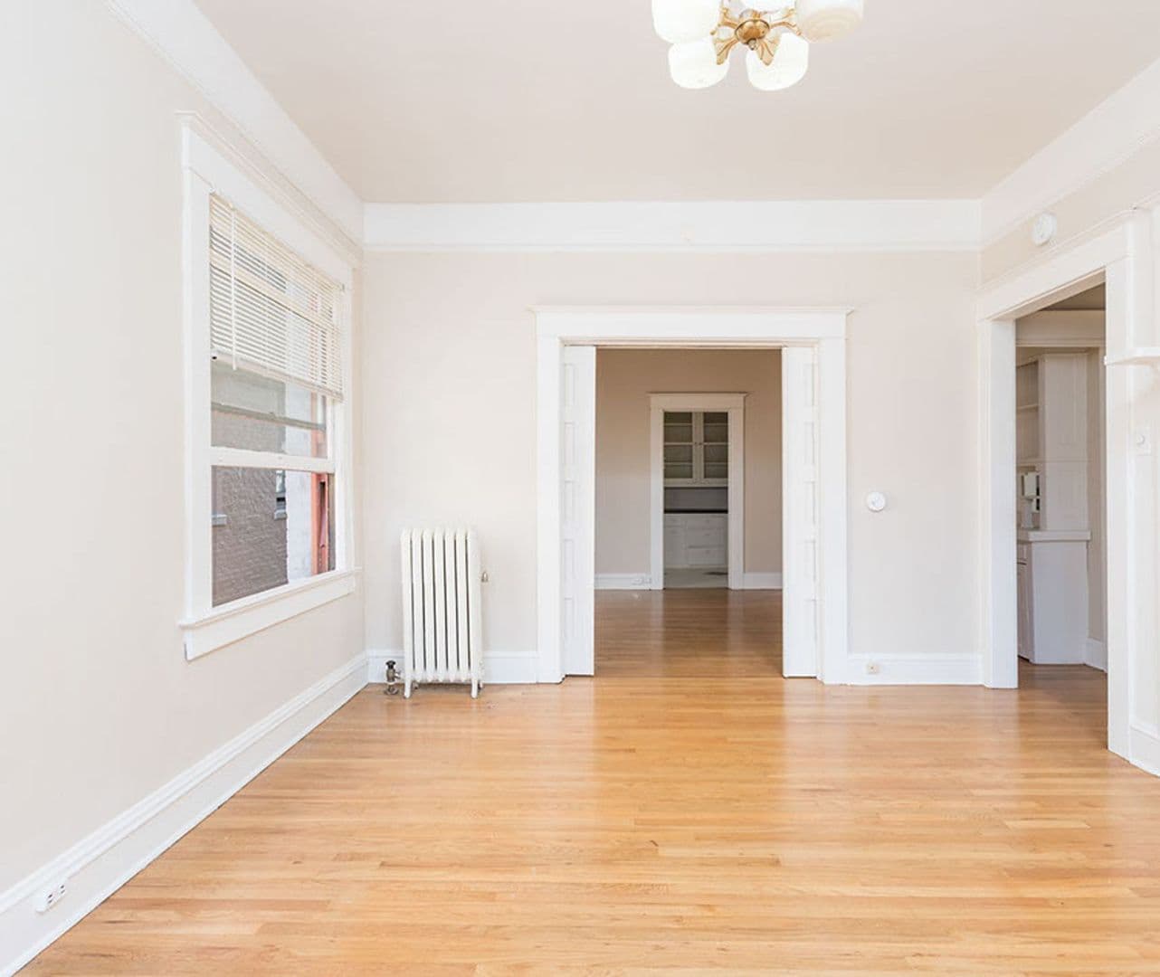 KINGSBURY APARTMENTS (KING01) 5 of 17