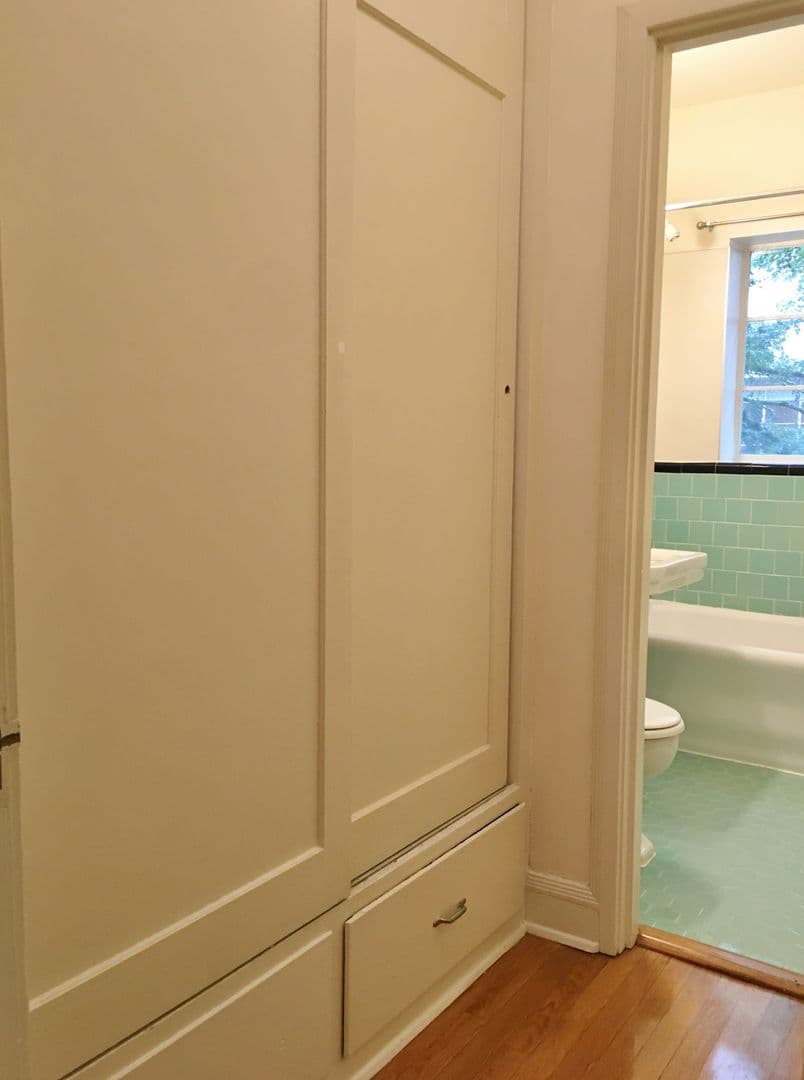 REGENT APARTMENTS (REG01) 13 of 20