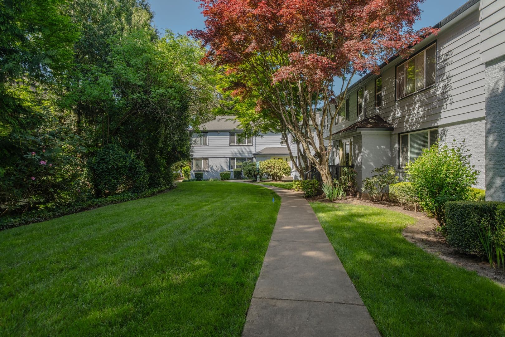 UPTOWN AT LAKE OSWEGO (UPTLO) 22 of 30