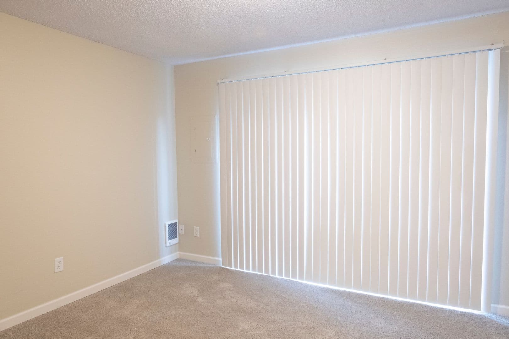 CROWN ROYAL APARTMENTS (CROW01) 18 of 22