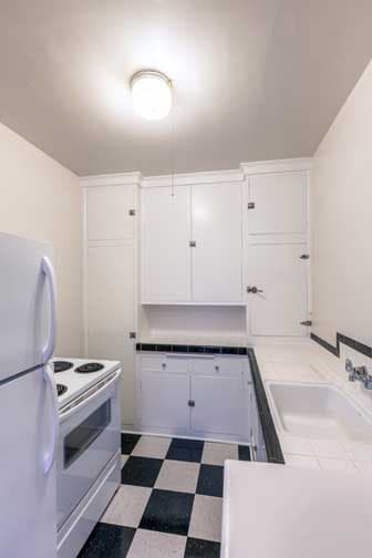 ESTELLE COURT APARTMENTS (MCM10) 5 of 8