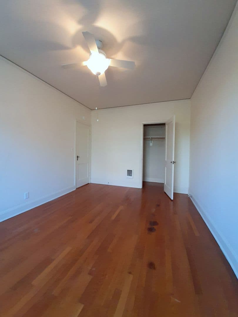 REGENT APARTMENTS (REG01) 4 of 18