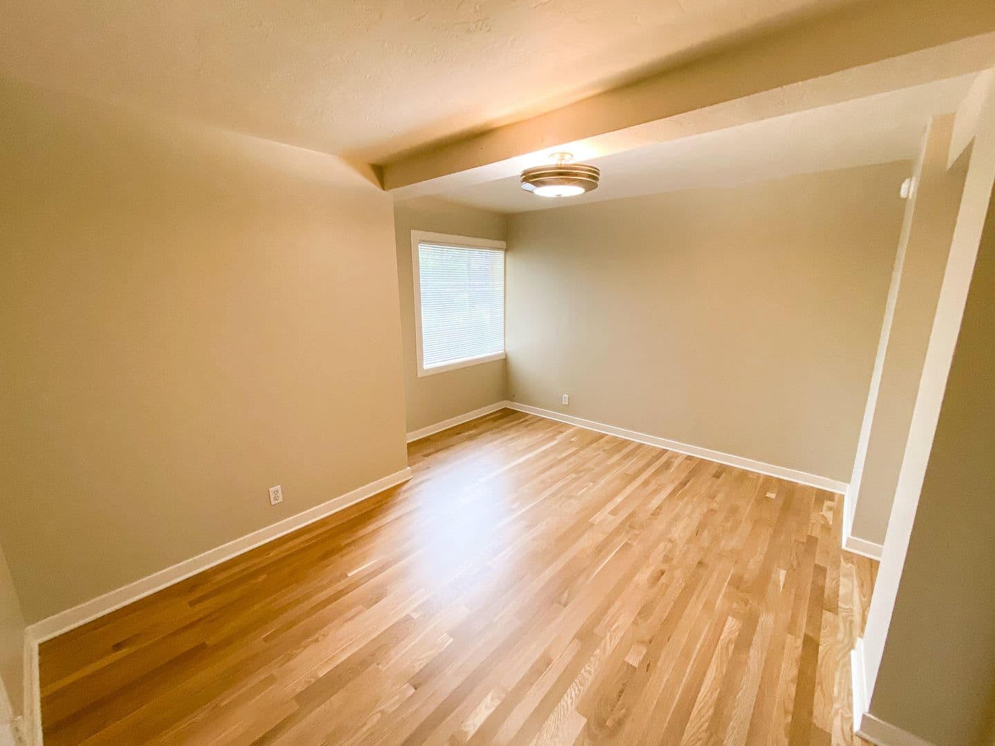 ROSE PLAZA APARTMENTS (RISI01) 25 of 29