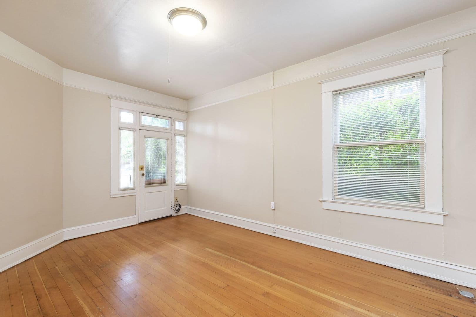 KINGSBURY APARTMENTS (KING01) 12 of 17