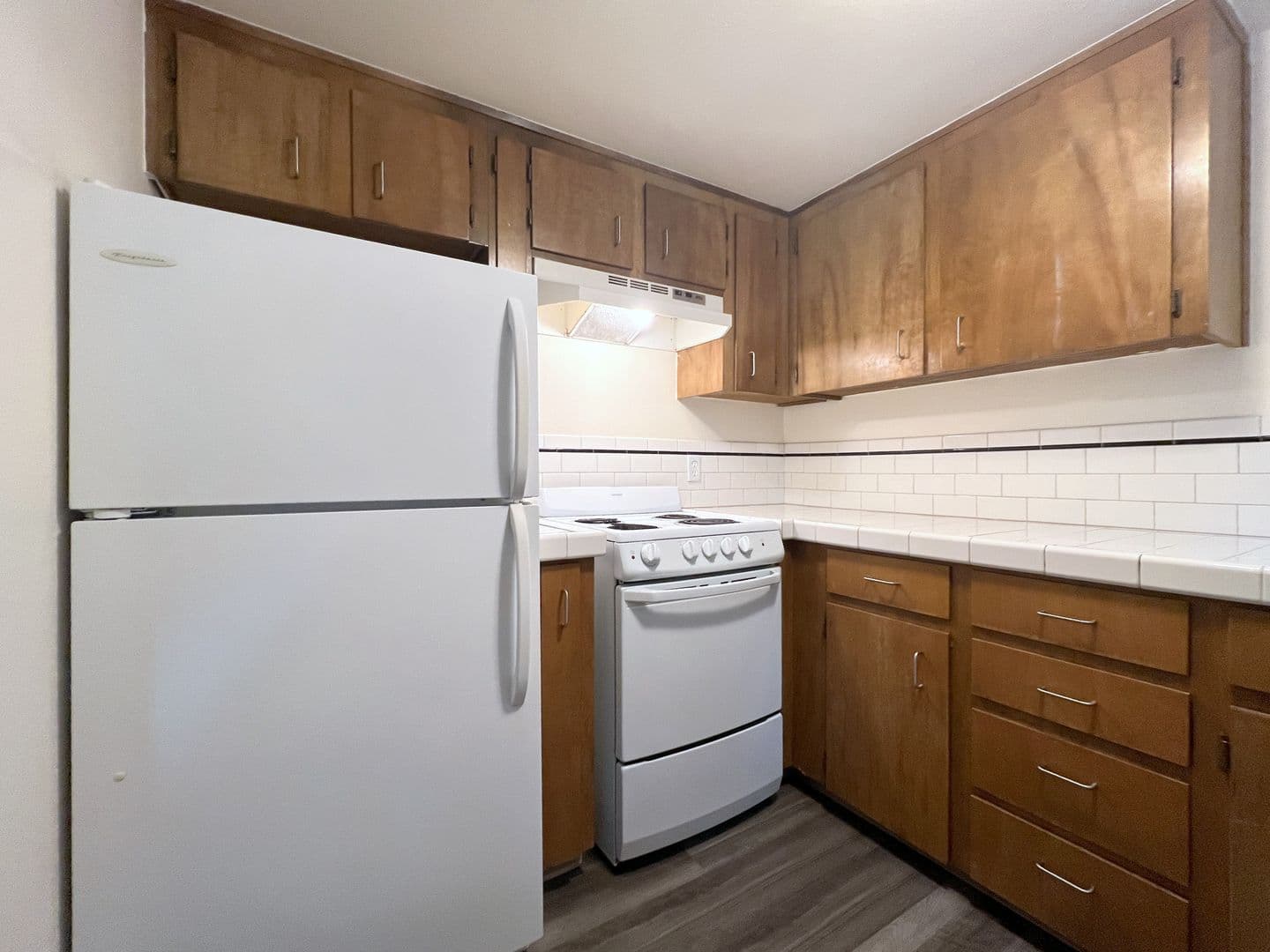 REGENT APARTMENTS (REG01) 6 of 17