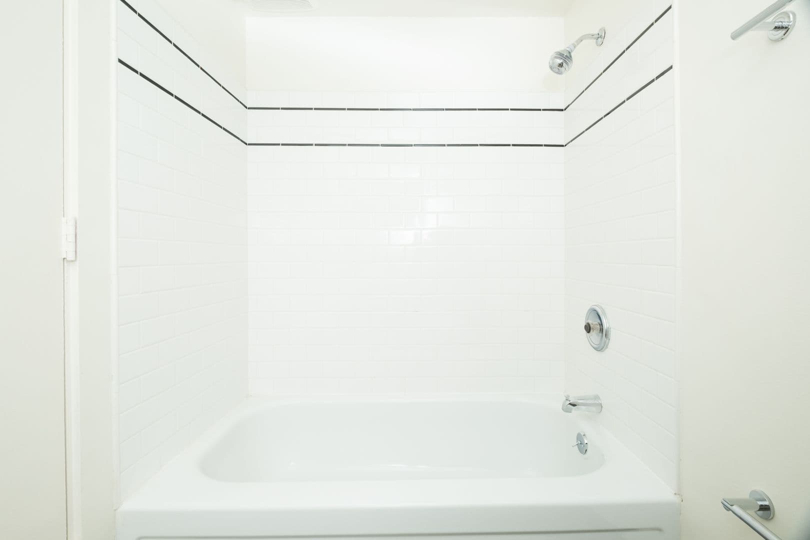 MACLEAY APARTMENTS (MACLP01) 4 of 14