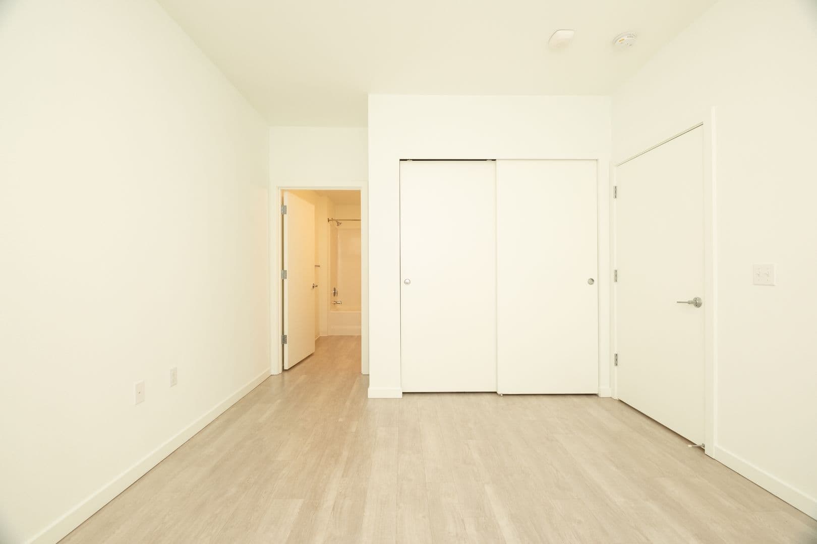 HOMEROOM APARTMENTS (HOME01) 14 of 26