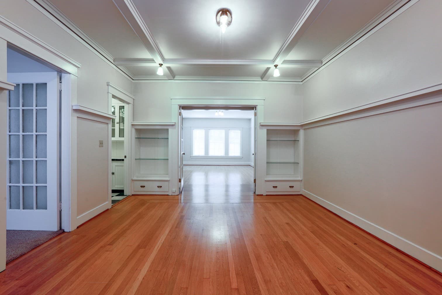 TRINITY PLACE APARTMENTS (MCM01) 8 of 20