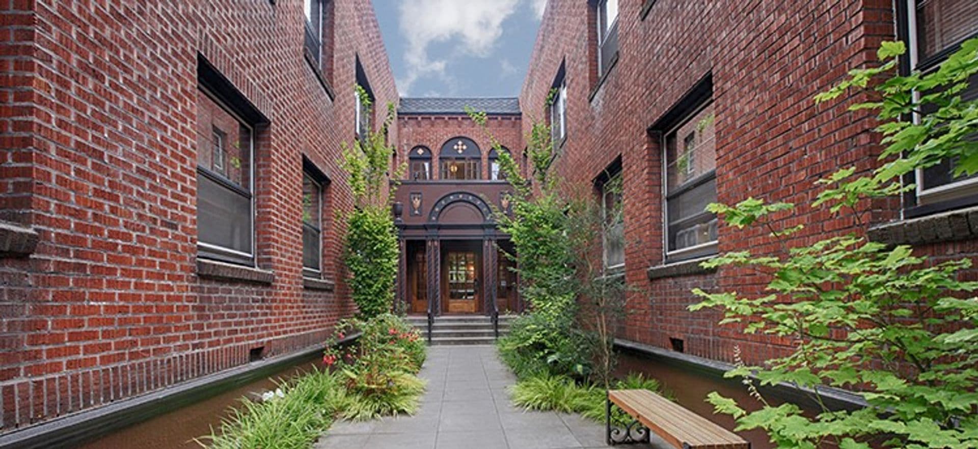 ESTELLE COURT APARTMENTS (MCM10) 10 of 12