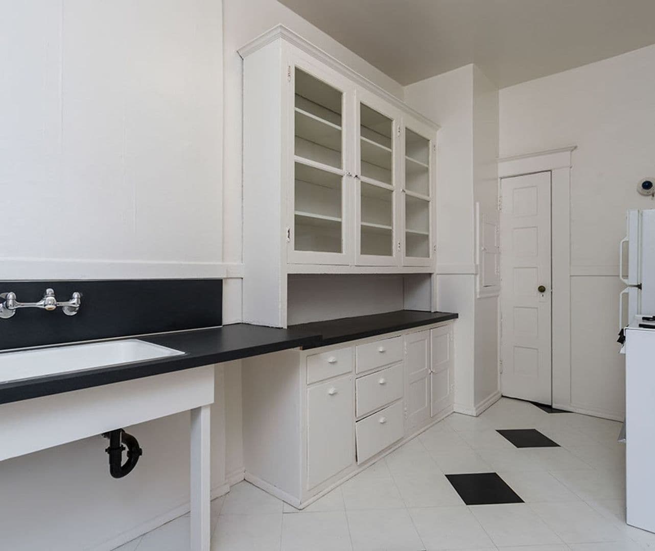 KINGSBURY APARTMENTS (KING01) 15 of 17