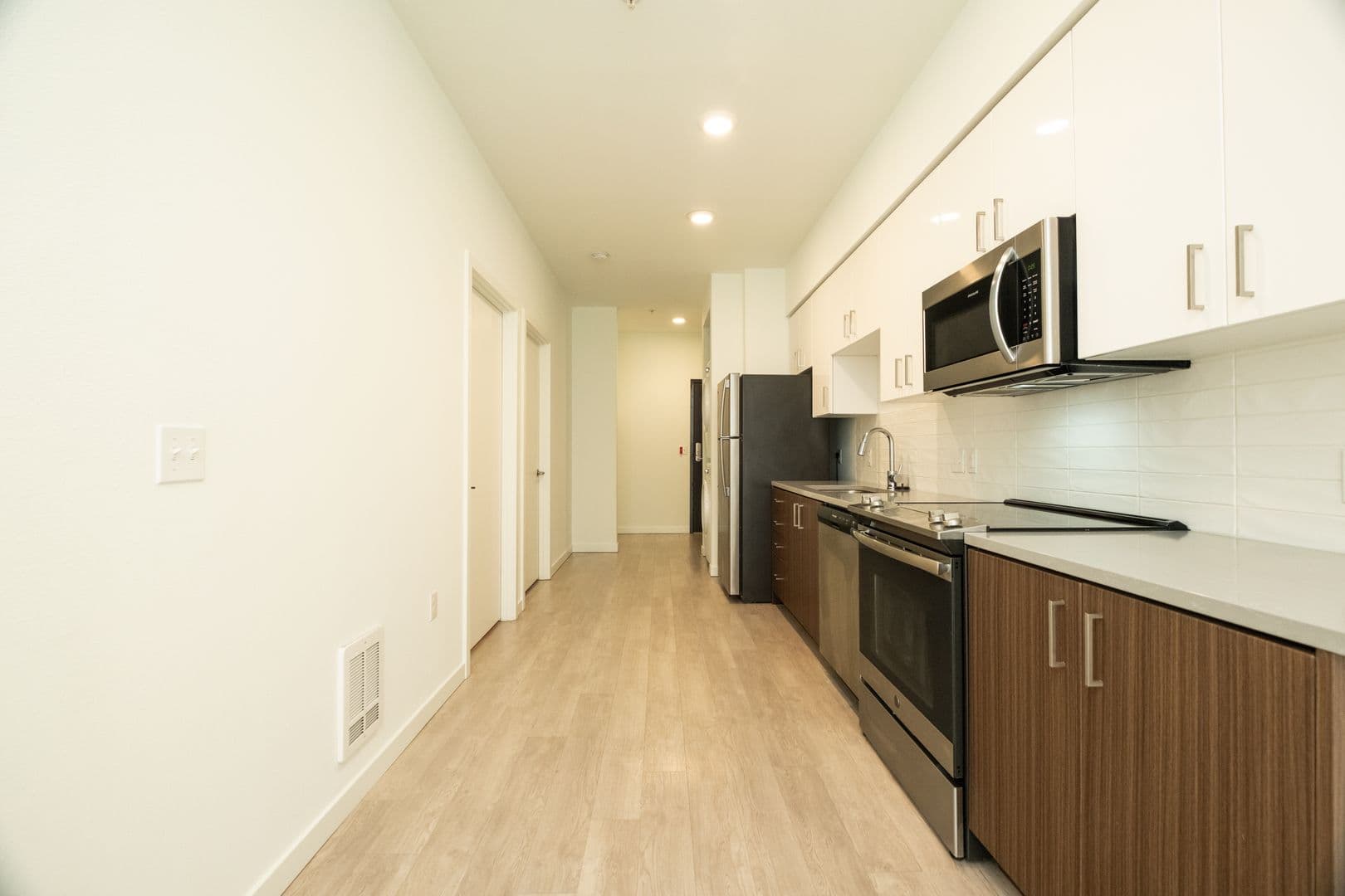 HOMEROOM APARTMENTS (HOME01) 16 of 26