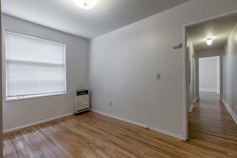 AMBERLEY APARTMENTS (JAMJ02) 13 of 15