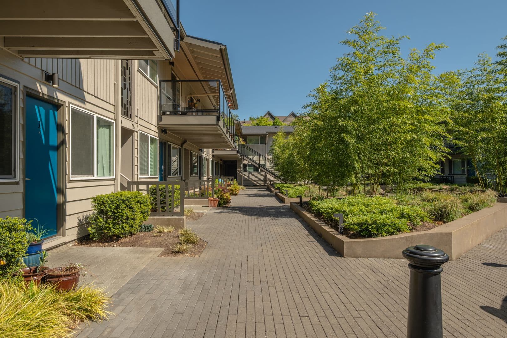 UPTOWN AT LAKE OSWEGO (UPTLO) 3 of 25