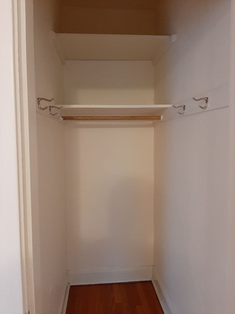 REGENT APARTMENTS (REG01) 12 of 17