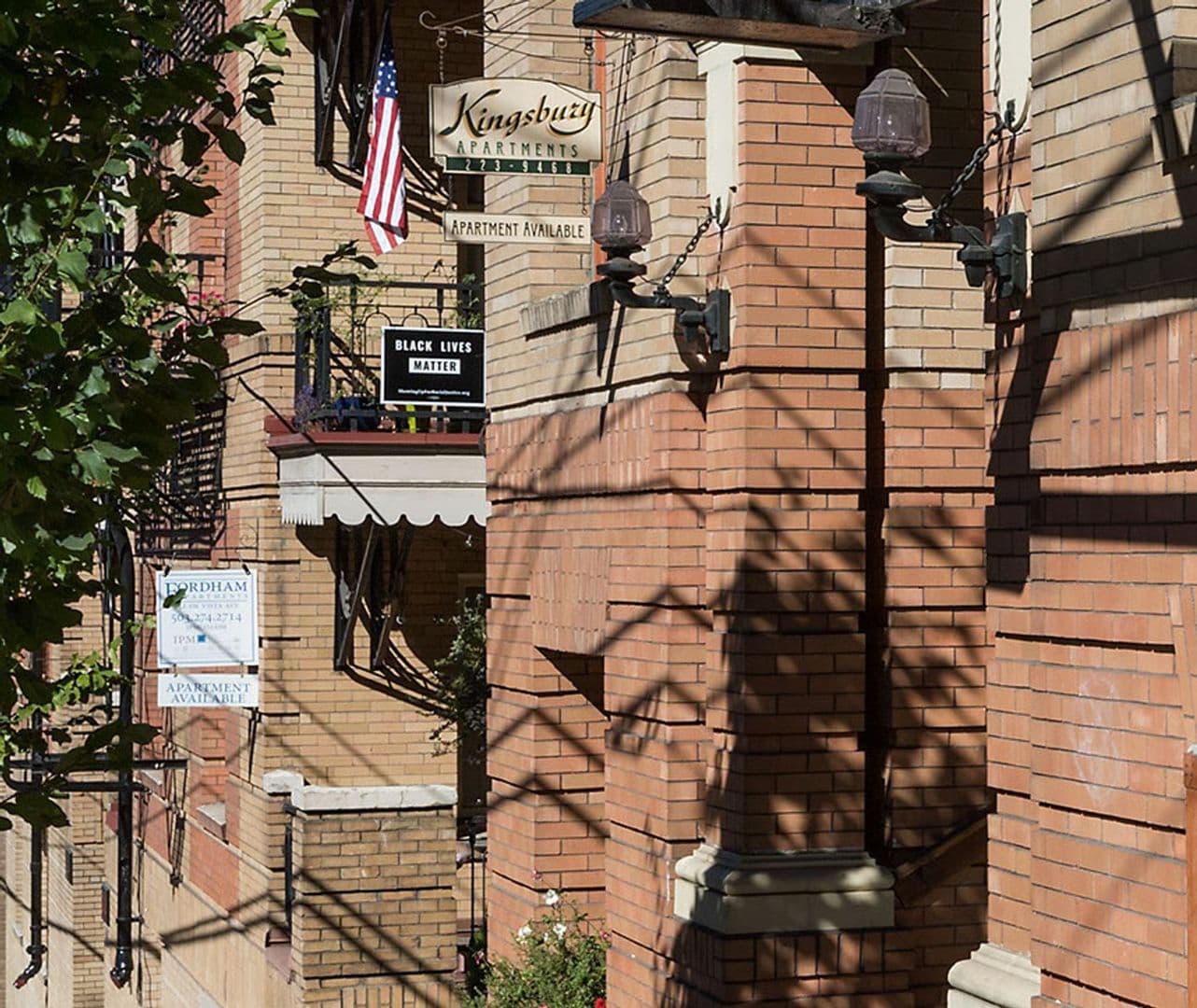 KINGSBURY APARTMENTS (KING01) 5 of 9