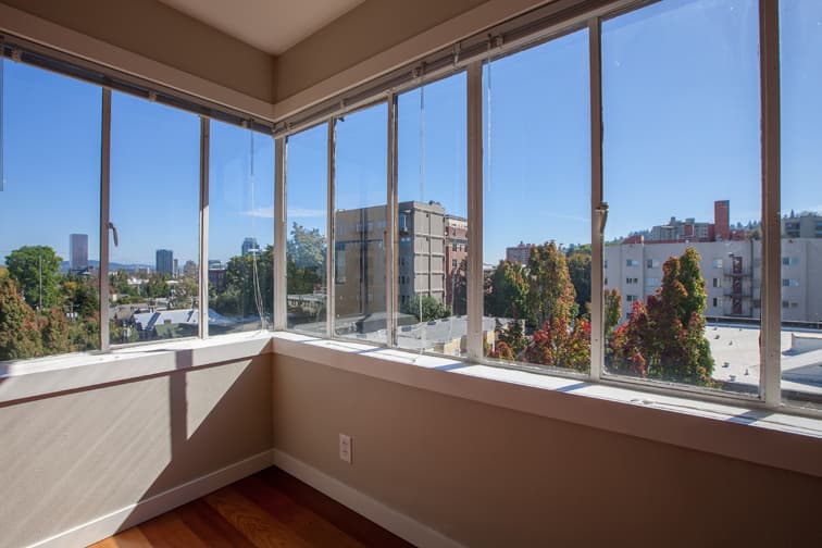ROSE PLAZA APARTMENTS (RISI01) 2 of 29
