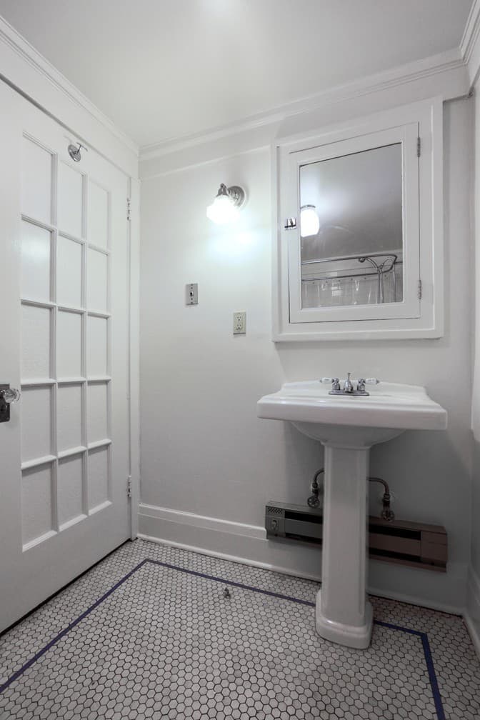TRINITY PLACE APARTMENTS (MCM01) 18 of 20