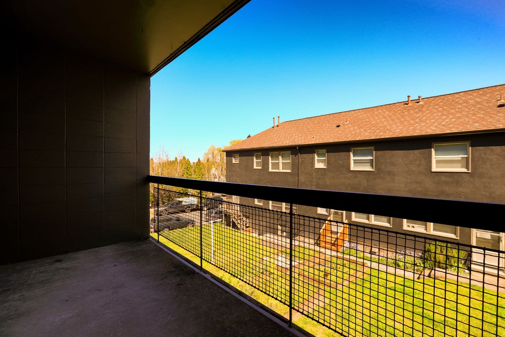 MACLEAY APARTMENTS (MACLP01) 1 of 18