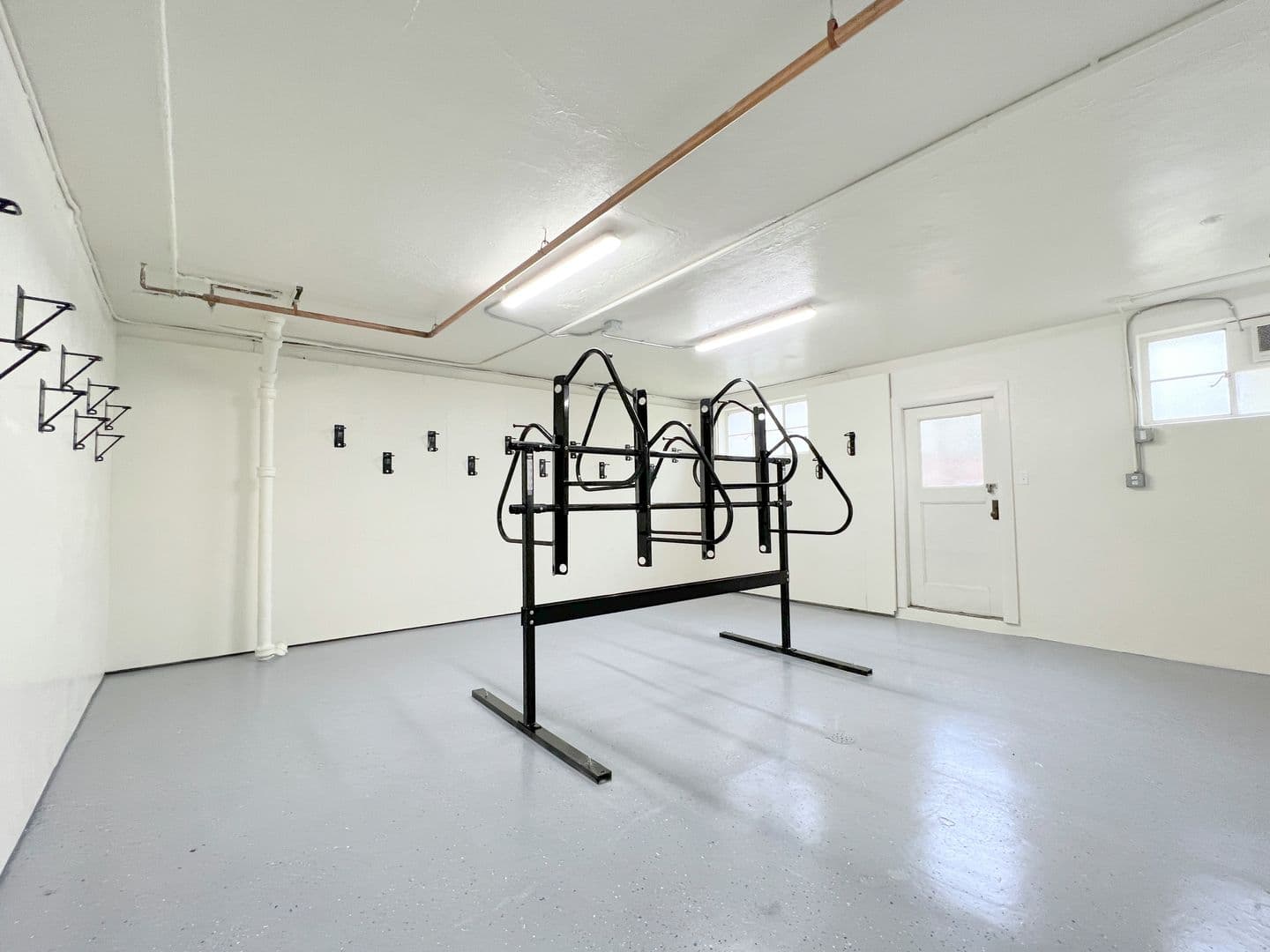 REGENT APARTMENTS (REG01) 7 of 21