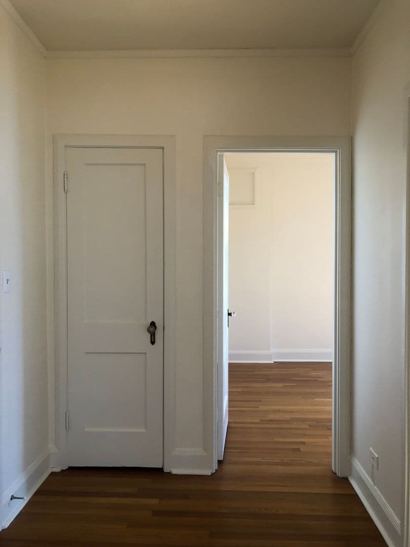 REGENT APARTMENTS (REG01) 15 of 17