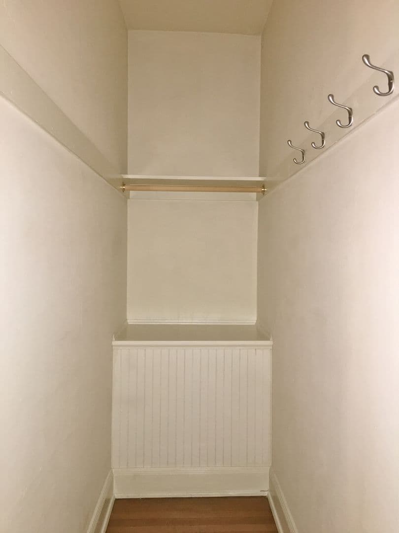 REGENT APARTMENTS (REG01) 5 of 20
