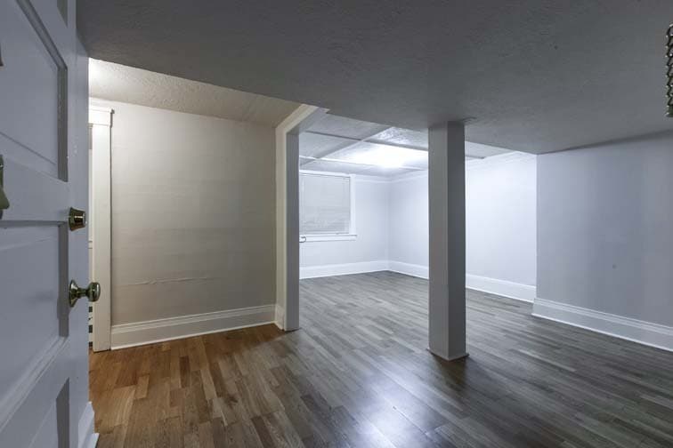 AMBERLEY APARTMENTS (JAMJ02) 2 of 14