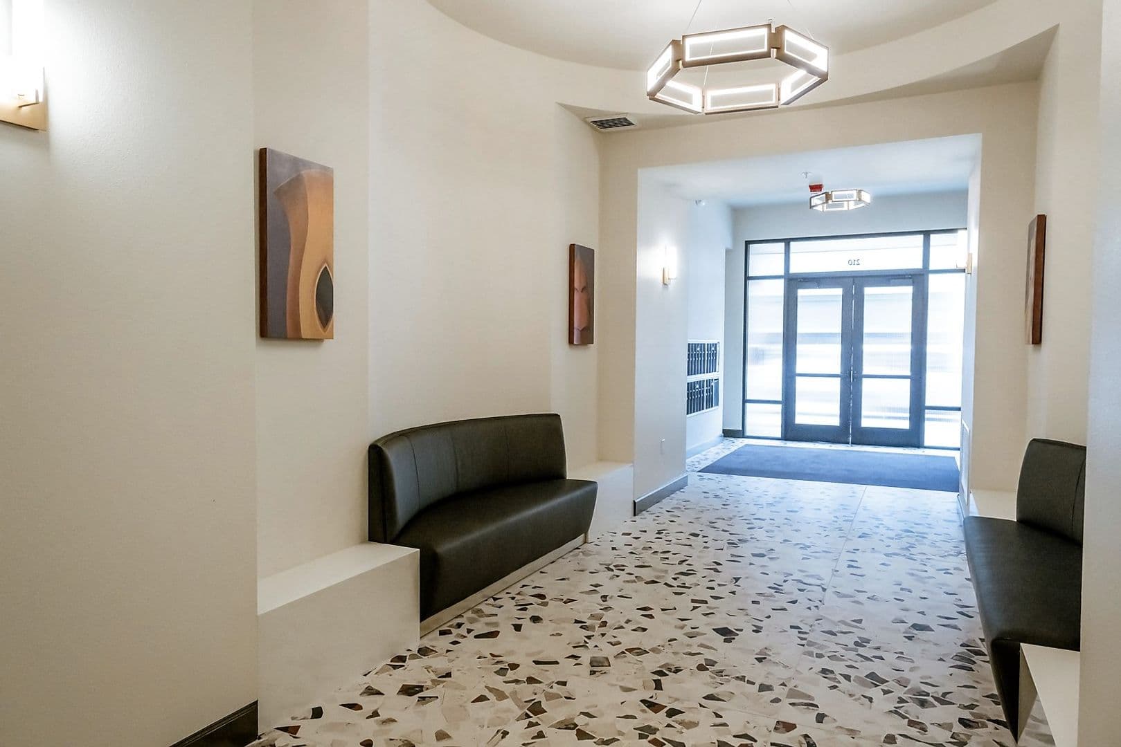 BARCELONA APARTMENTS (MCM08) 8 of 14