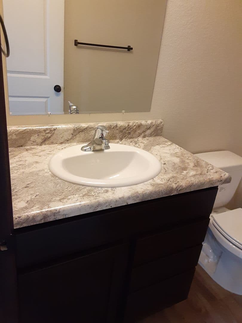 Modern Comfort: Discover Our 2-Bedroom 1-Bath Apartment Gem 25 of 26