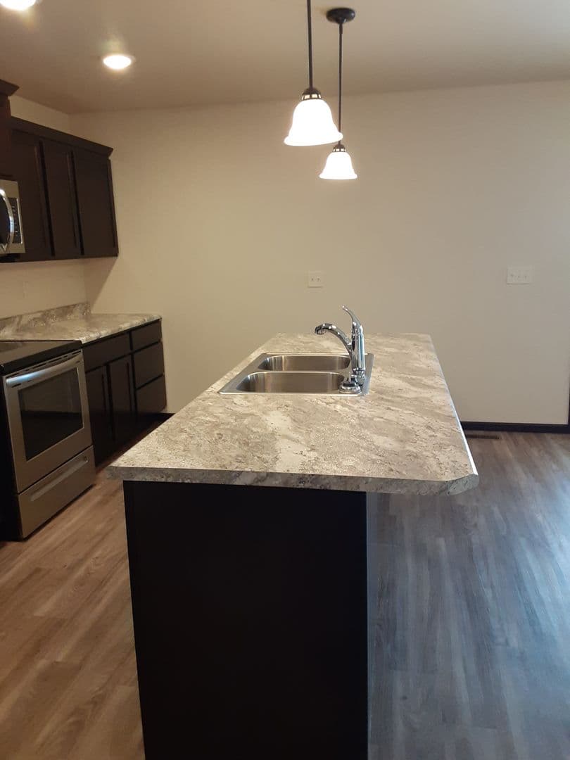 Modern Comfort: Discover Our 2-Bedroom 1-Bath Apartment Gem 8 of 23