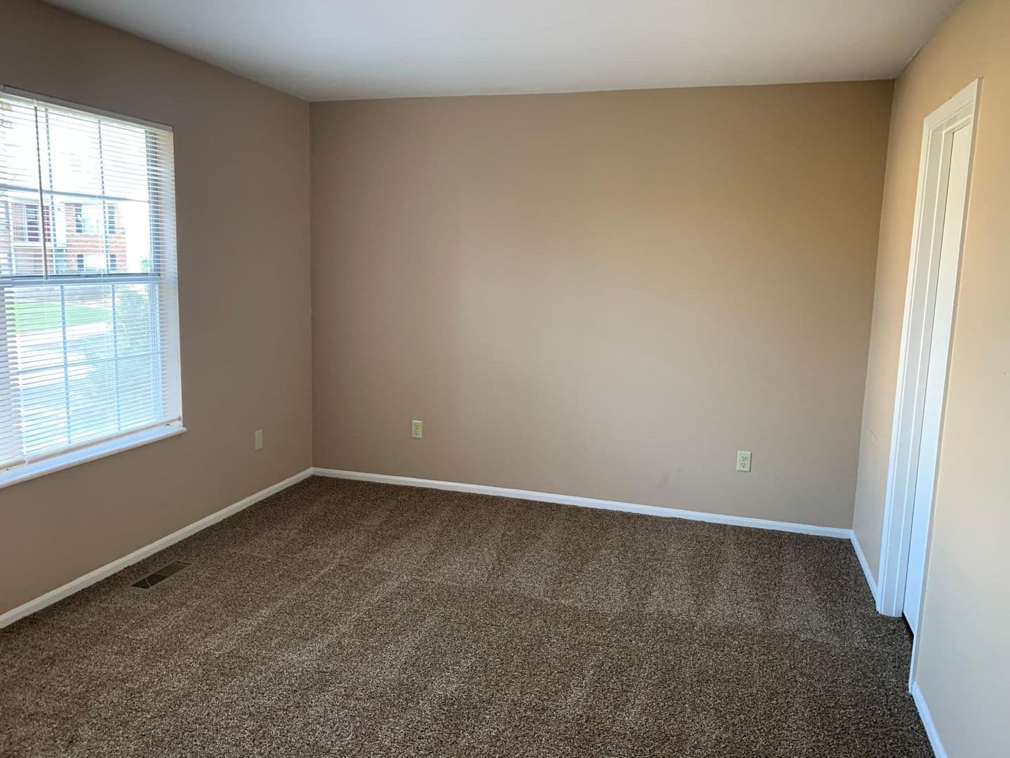 Devling Place Apartments 7 of 35