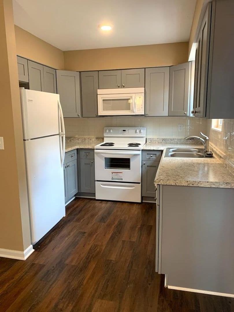 Devling Place Apartments 15 of 41