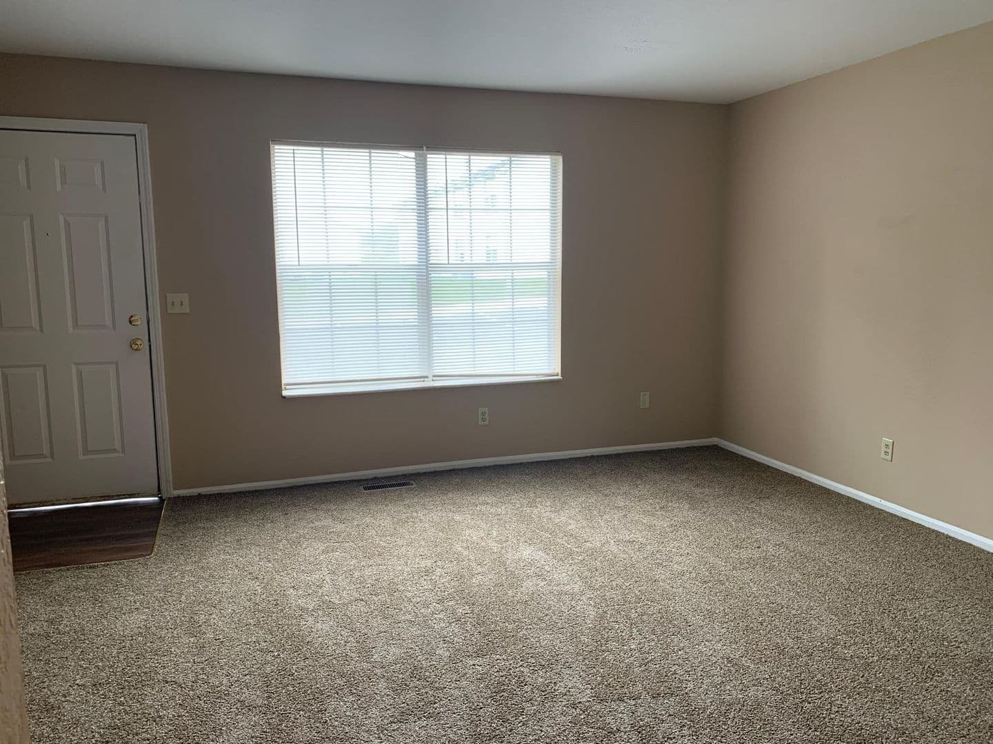 Devling Place Apartments 12 of 35