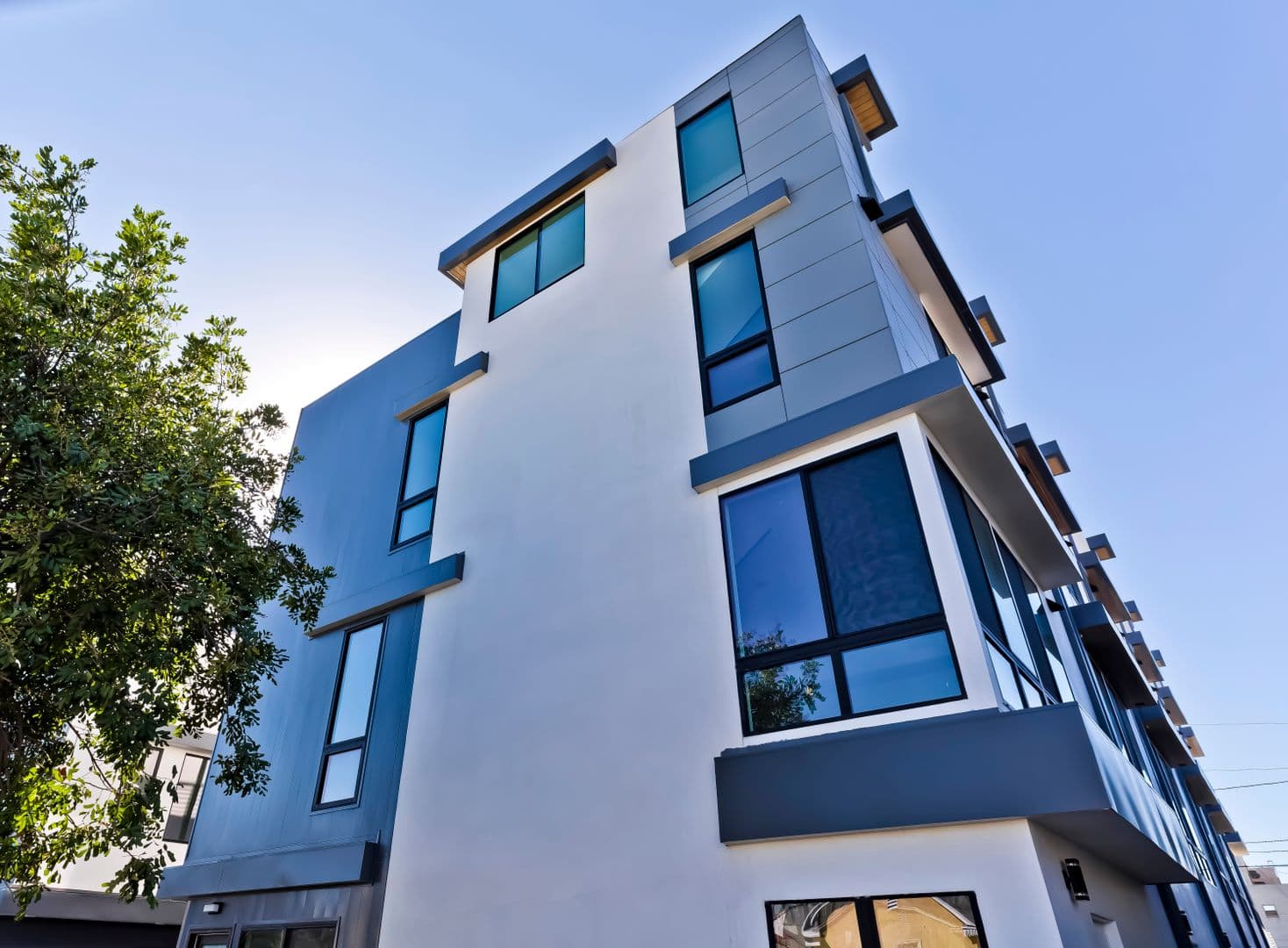 1025 Wilcox Avenue 32 of 51
