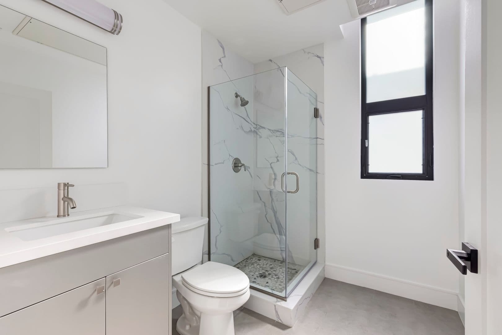 1025 Wilcox Avenue 34 of 53